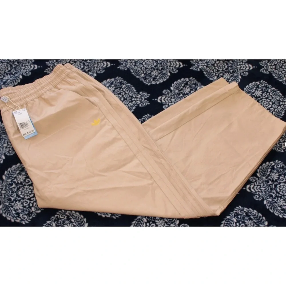 NEW Adidas Originals Chino Pants (IR7584) Relaxed Fit Mens Size 2XL XXL Beige